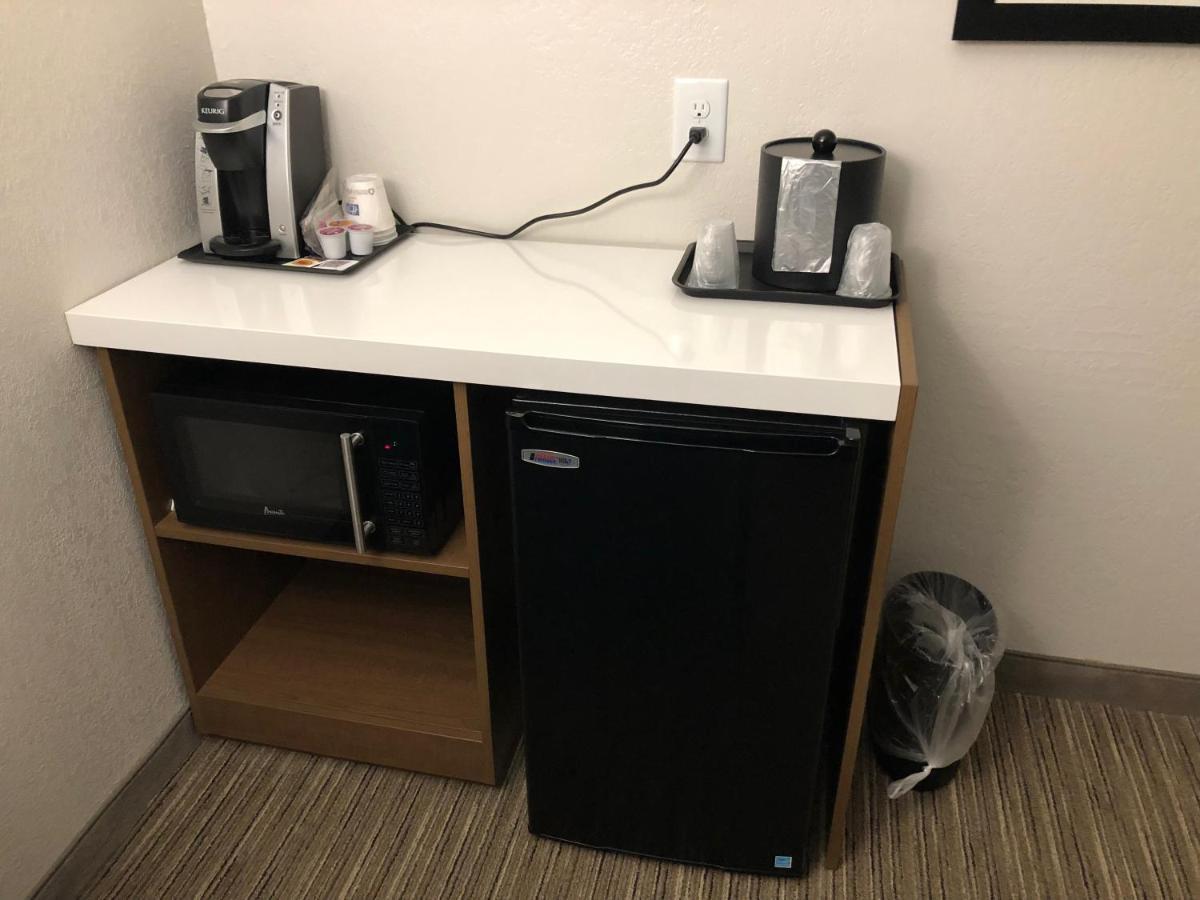 Holiday Inn Express Hotel & Suites Franklin By Ihg Exteriör bild