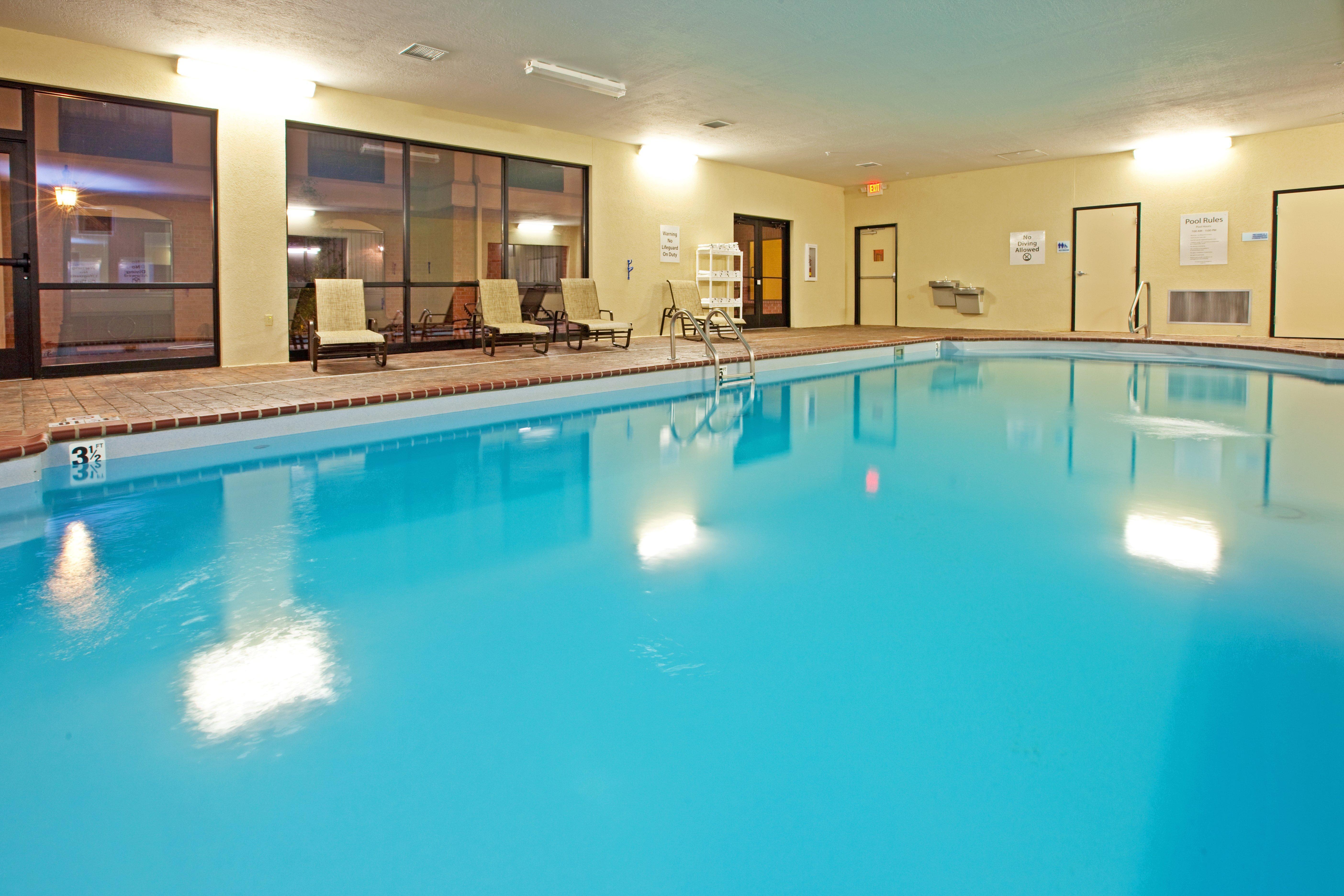Holiday Inn Express Hotel & Suites Franklin By Ihg Exteriör bild