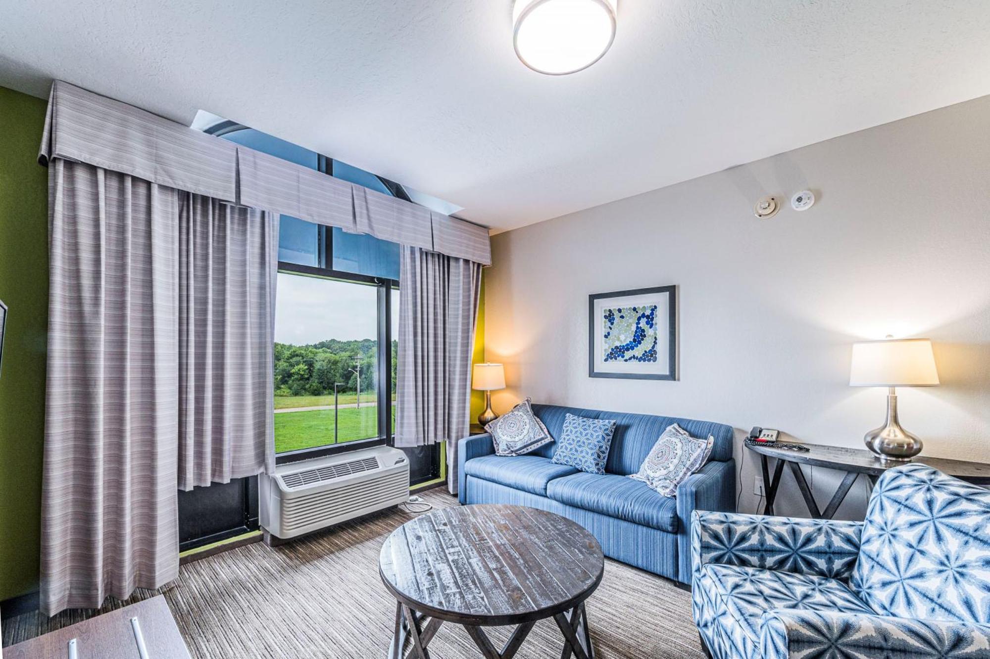 Holiday Inn Express Hotel & Suites Franklin By Ihg Exteriör bild