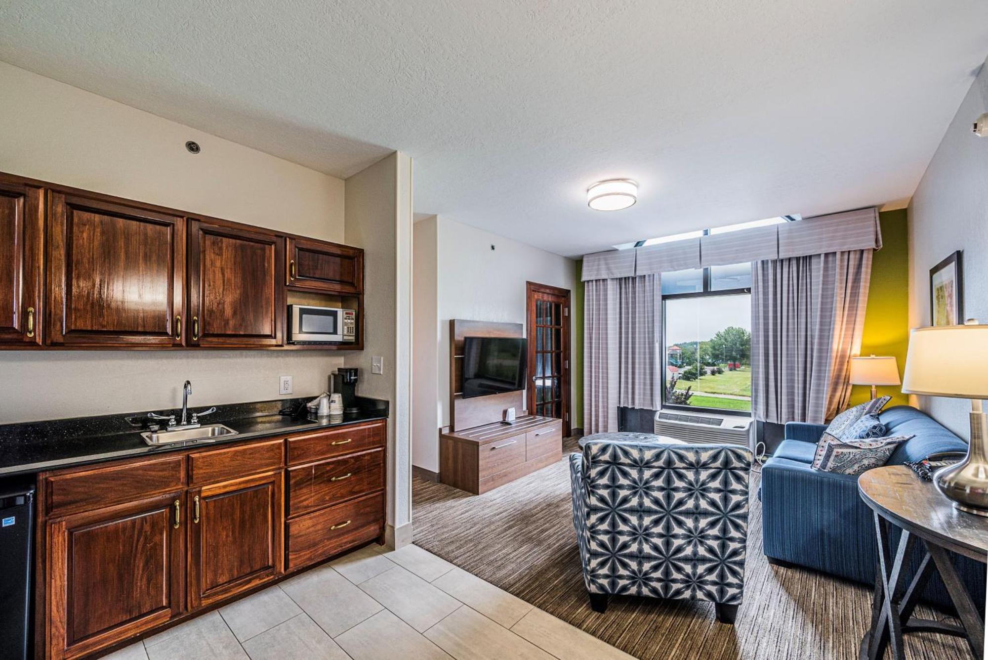 Holiday Inn Express Hotel & Suites Franklin By Ihg Exteriör bild