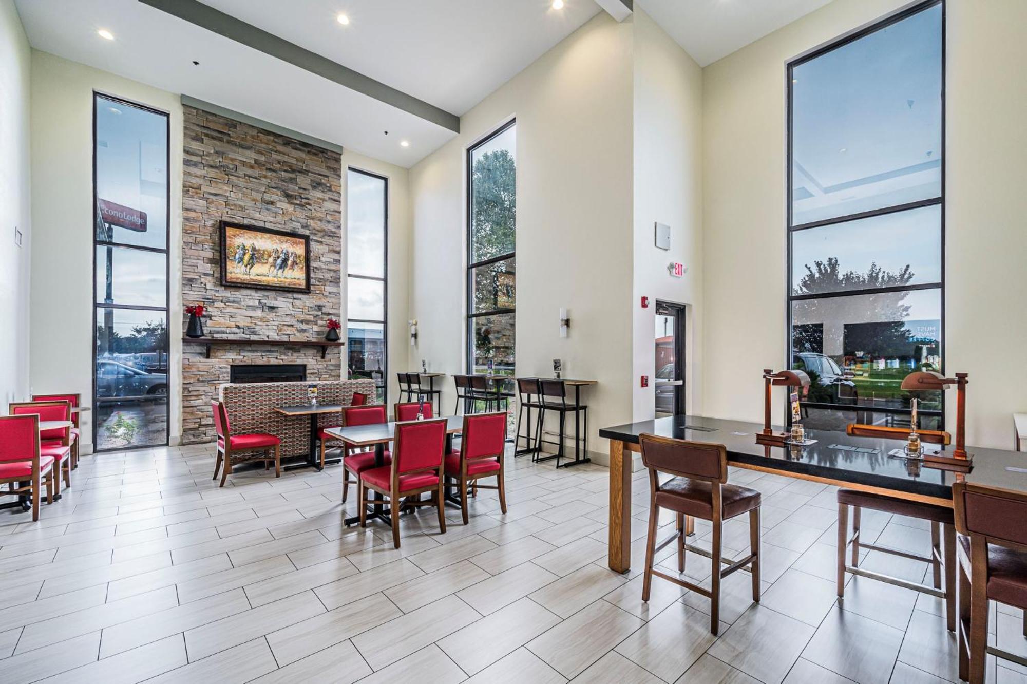 Holiday Inn Express Hotel & Suites Franklin By Ihg Exteriör bild